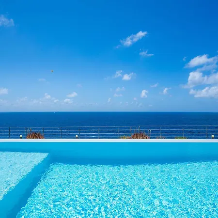 Azul Villa